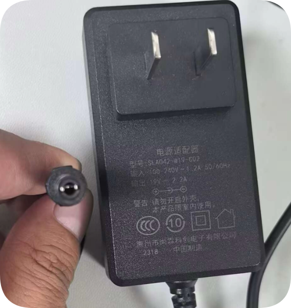 *Brand NEW*Suitable for Shanglin Kechuang 19V2.2A round port power adapter SLA042-W19-C02 charger cable Power